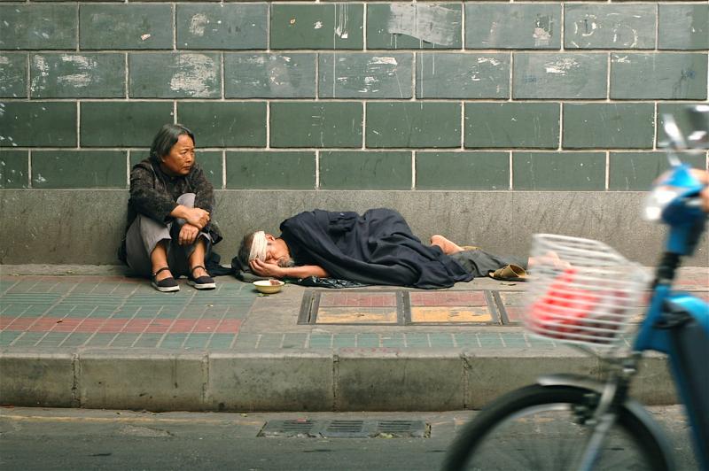 SDG 1 - Stop armoede! Wees empathisch, wees aardig, wees behulpzaam!
